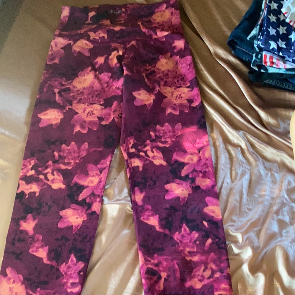 Athletic pants